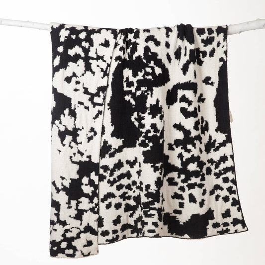 WRANGLER STRETCHY COW THROW