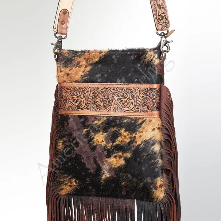MARBLED MESSENGER BAG