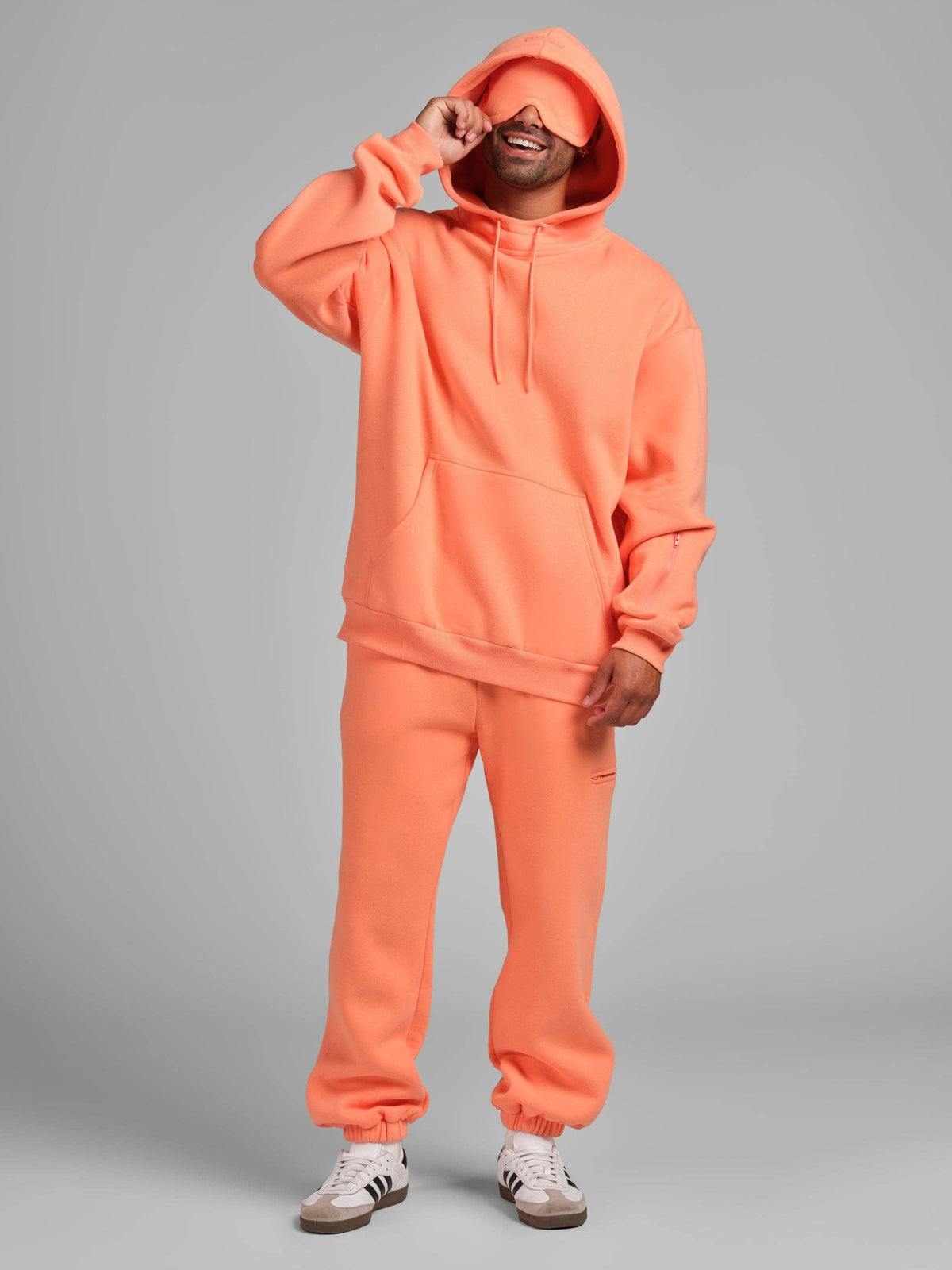 COMFRT AIRPLANE MODE TRAVEL HOODIE - MEGA