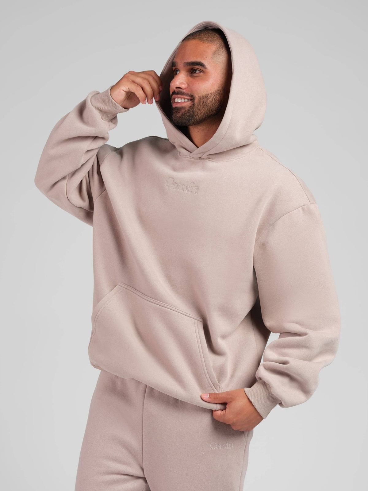 COMFRT SIGNATURE HOODIE MEGA