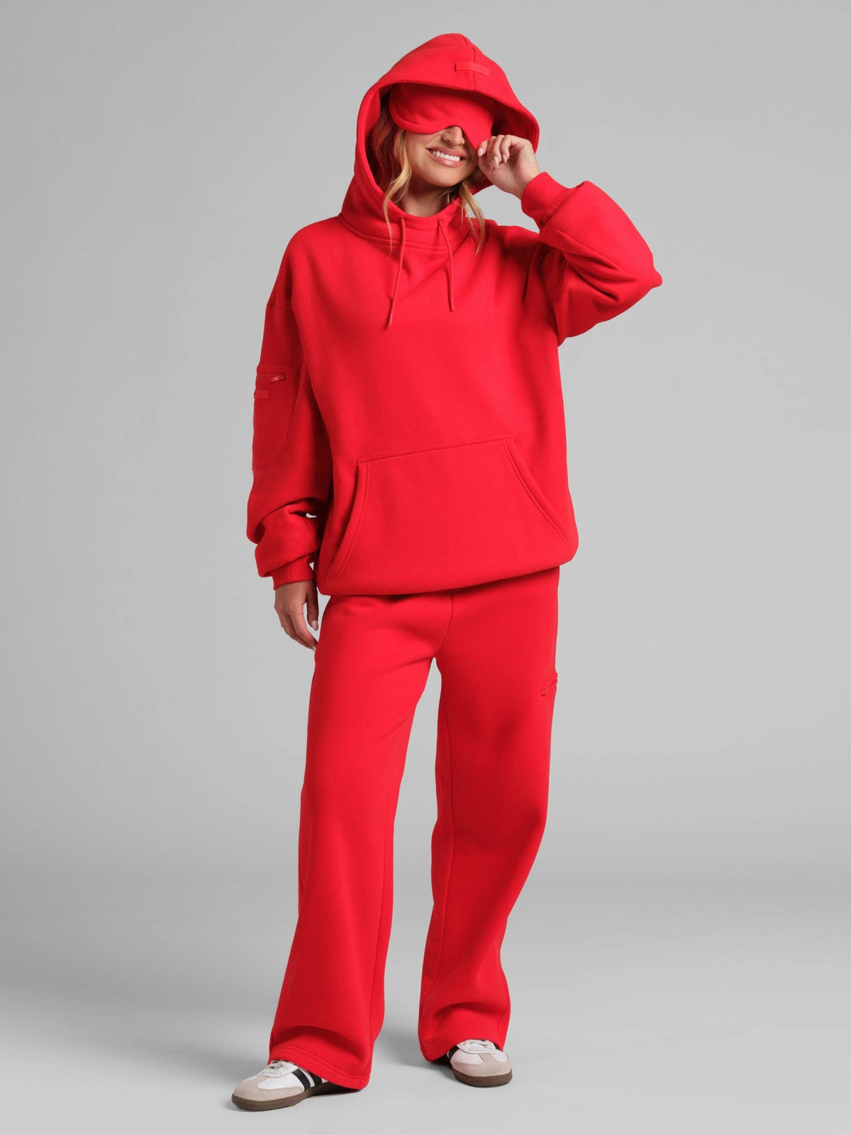 COMFRT AIRPLANE MODE TRAVEL HOODIE - MEGA