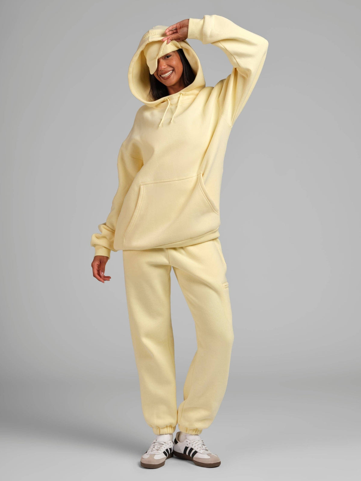 COMFRT AIRPLANE MODE TRAVEL HOODIE - MEGA