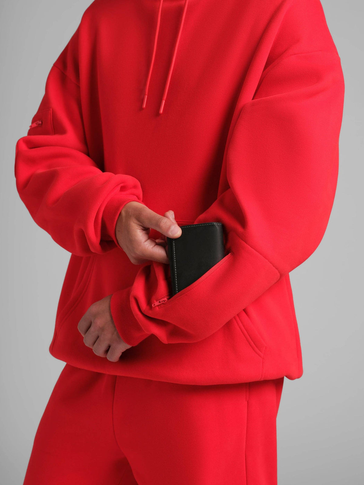 COMFRT AIRPLANE MODE TRAVEL HOODIE - MEGA