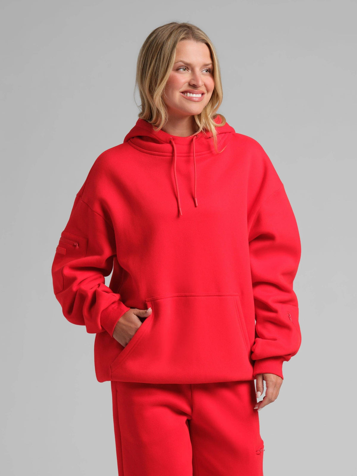 COMFRT AIRPLANE MODE TRAVEL HOODIE - MEGA