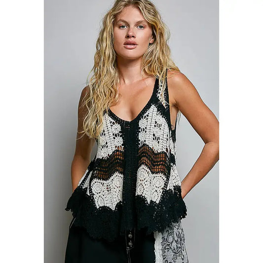 BLACK & WHITE SHORTIE BLOUSE
