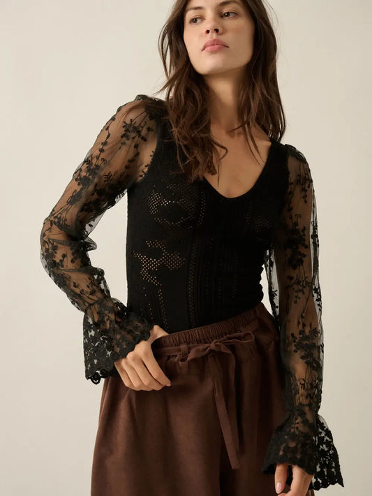 BELL SLEEVE BODYSUIT