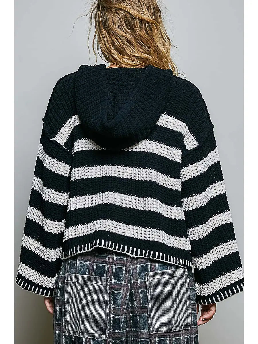 SWEATER HOODIE