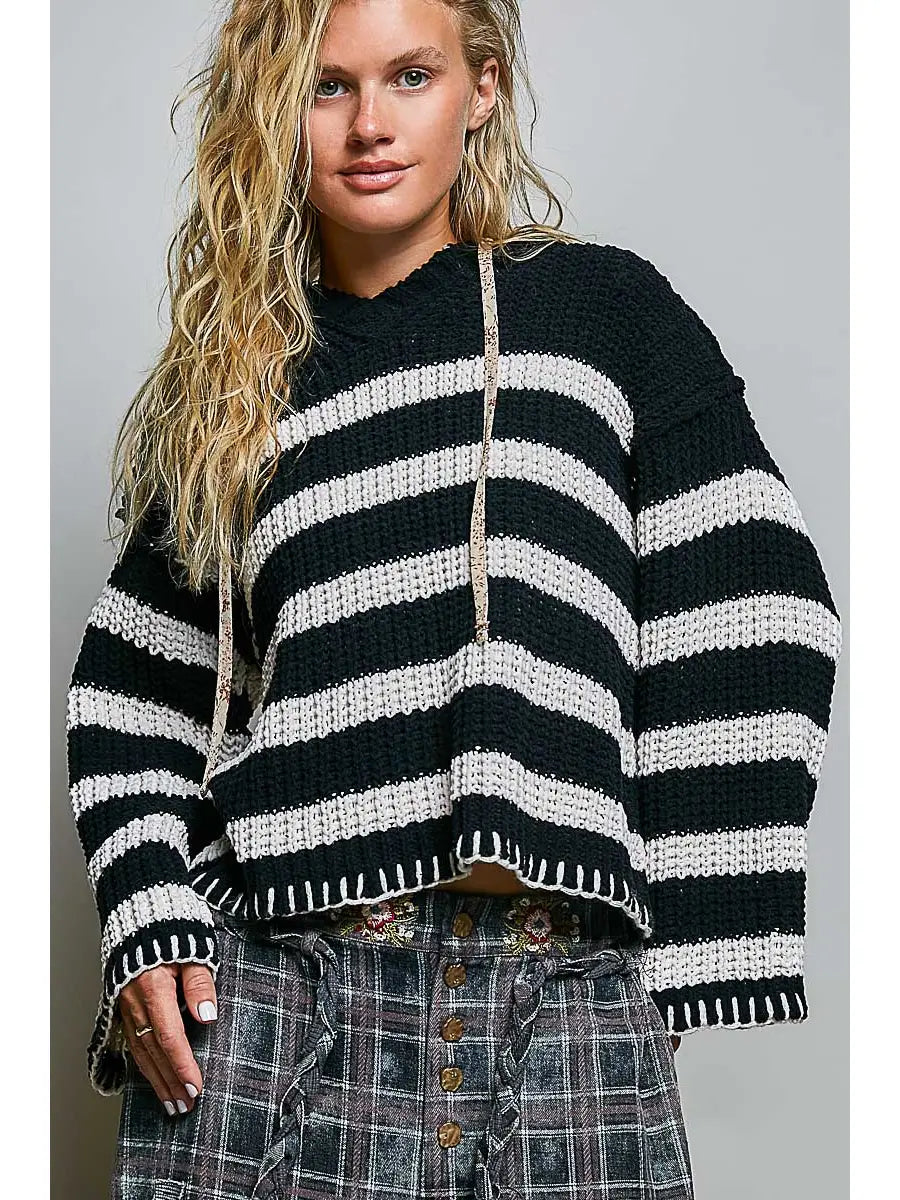 SWEATER HOODIE