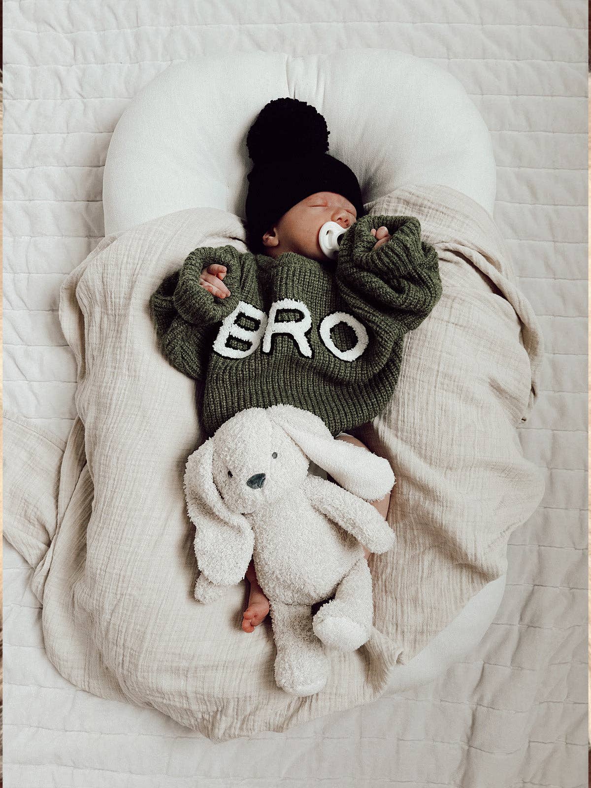 BRO KNITTED SWEATER